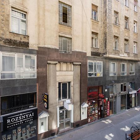 Vaci Loft Suites Budapeste Exterior foto